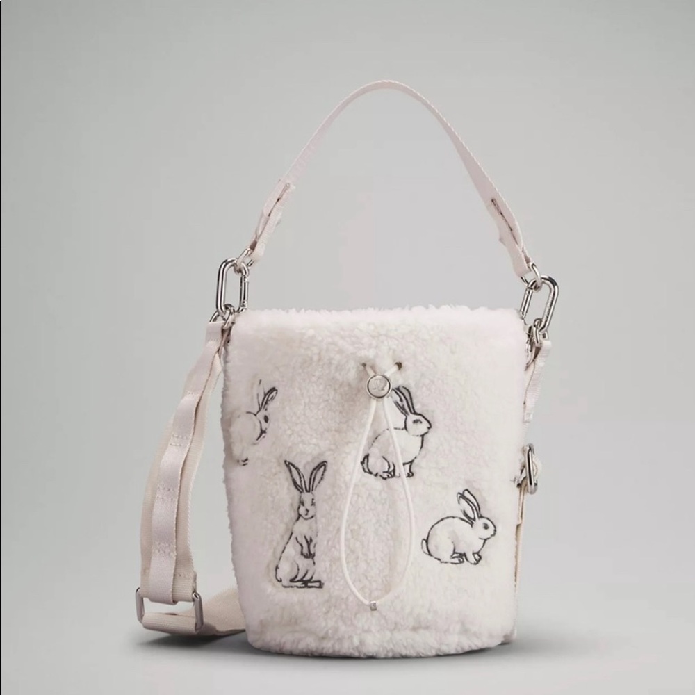 New limited edition Lunar New Year Rabbit Crossbody Bucket Bag Fleece 2.5L